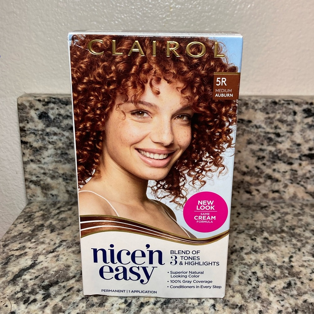 Clairol nice n easy Hair dye